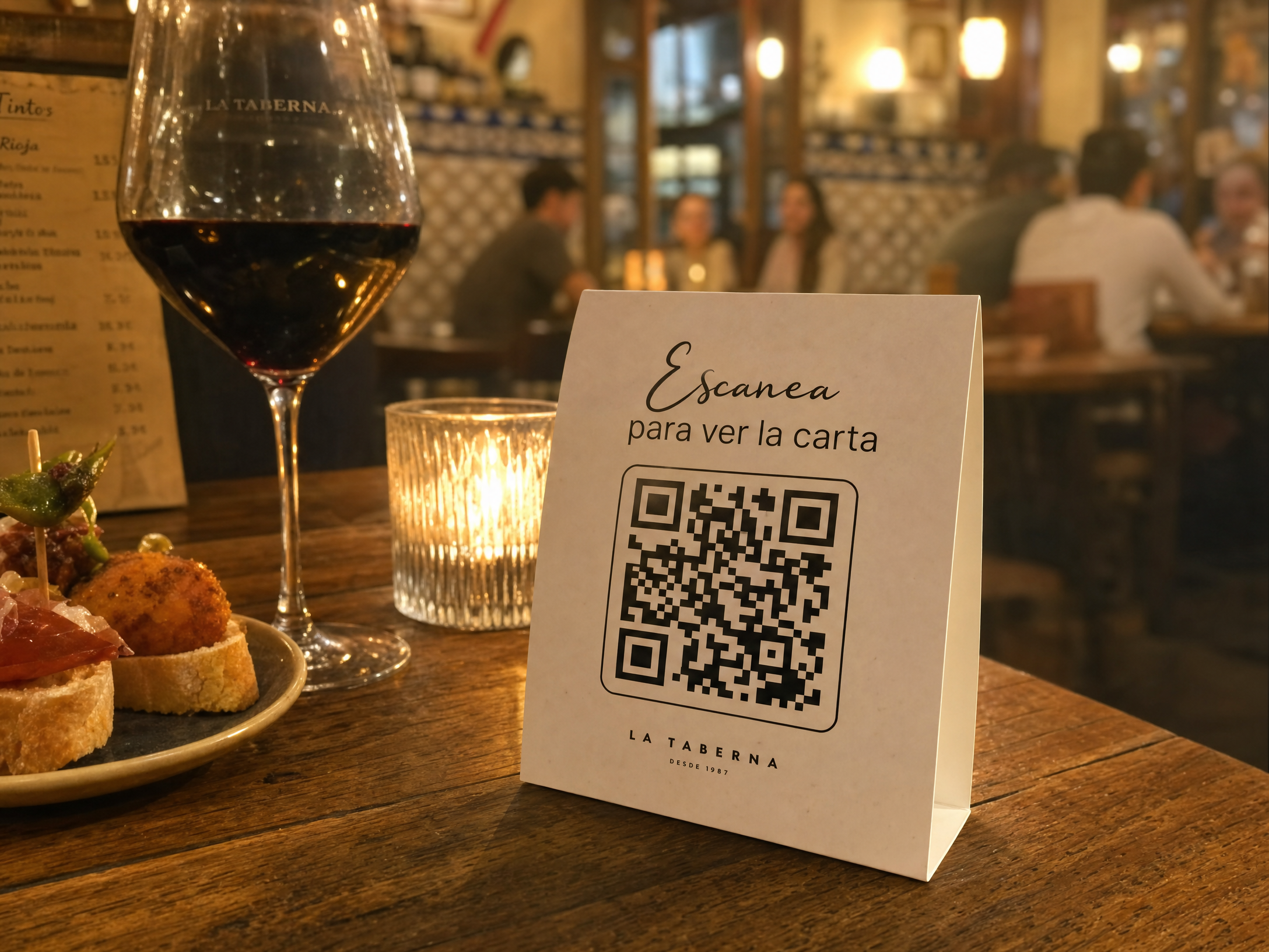 QR en mesa de restaurante con Carta Viva